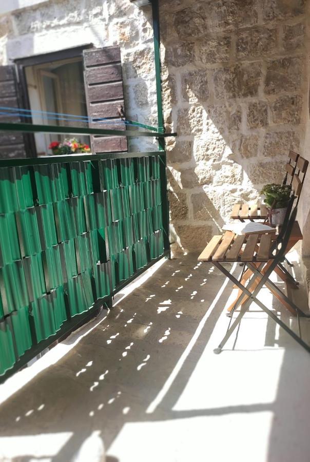 Stone House Lovric Apartment